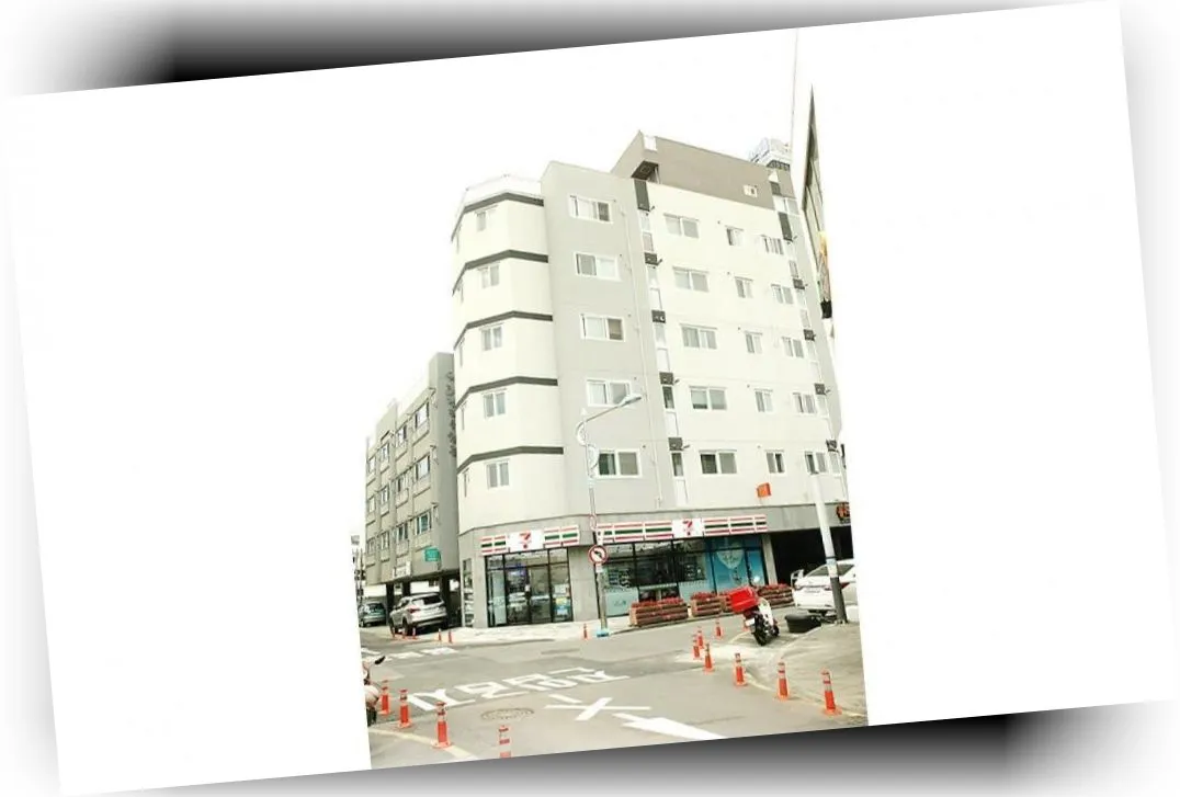 ________image_1.webp